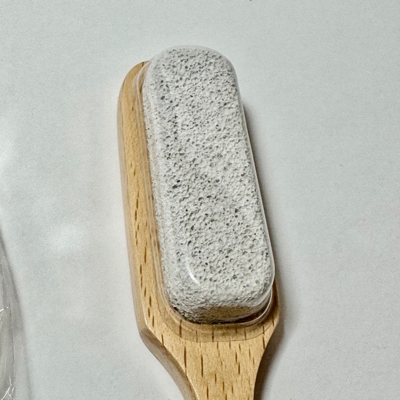 PUMICE STONES Foot Care - Picture 3 of 4